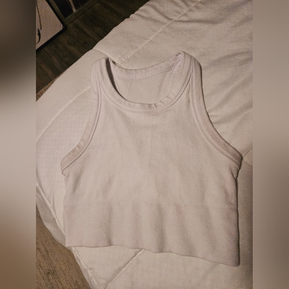 ALO Yoga White Seamless Delight Ribbed Crop Bra Tank Top